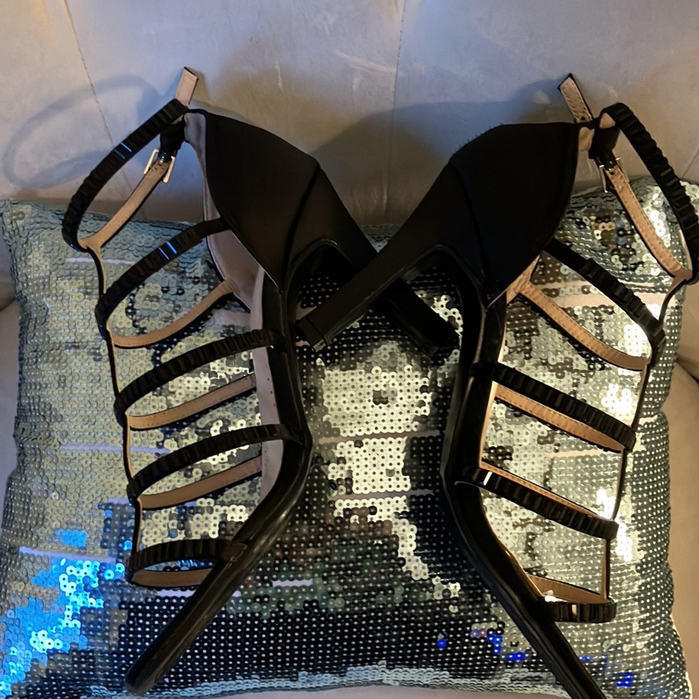 Adrienne Vitadini dressy sandals